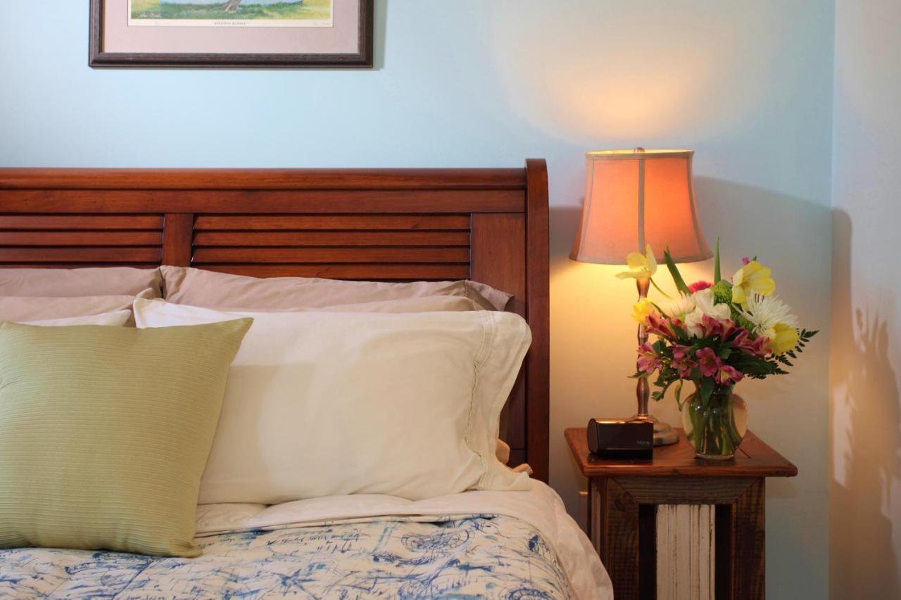 The Inn At Tabbs Creek Port Haywood Экстерьер фото