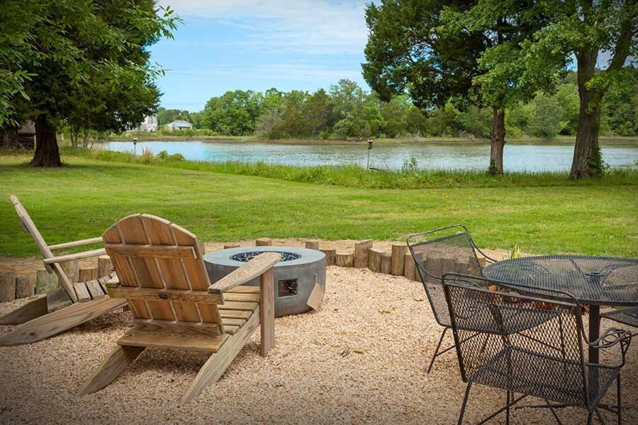 The Inn At Tabbs Creek Port Haywood Экстерьер фото